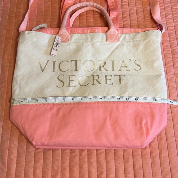 NWT Victoria's Secret Pink and Cream 2 in 1 Beach Tote with Insulated Cooler bag - Picture 11 of 16